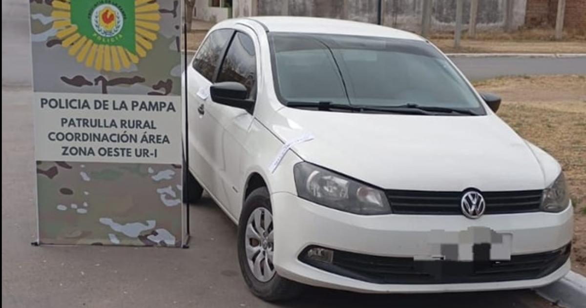 Interceptan a cazadores furtivos de Toay- secuestran armas un ciervo y un auto 