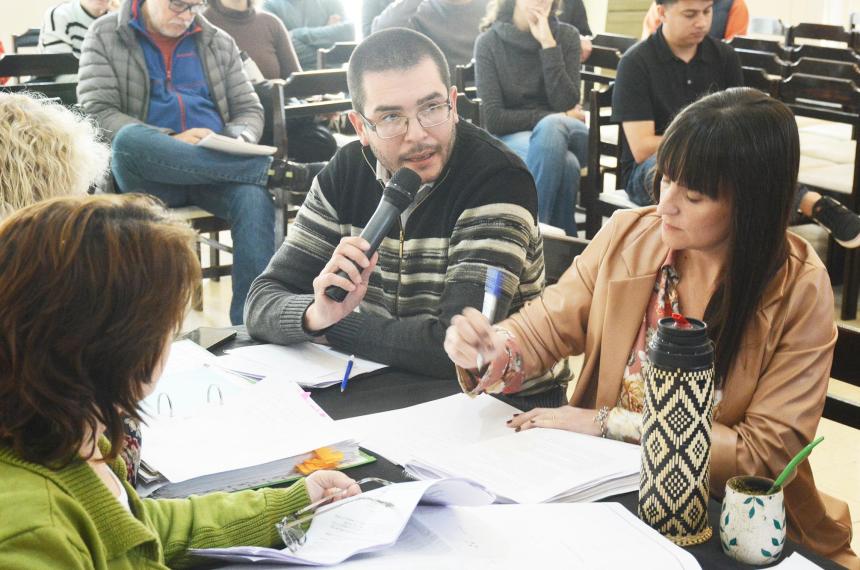 La UCR advierte- Hay que priorizar el acuiacutefero 