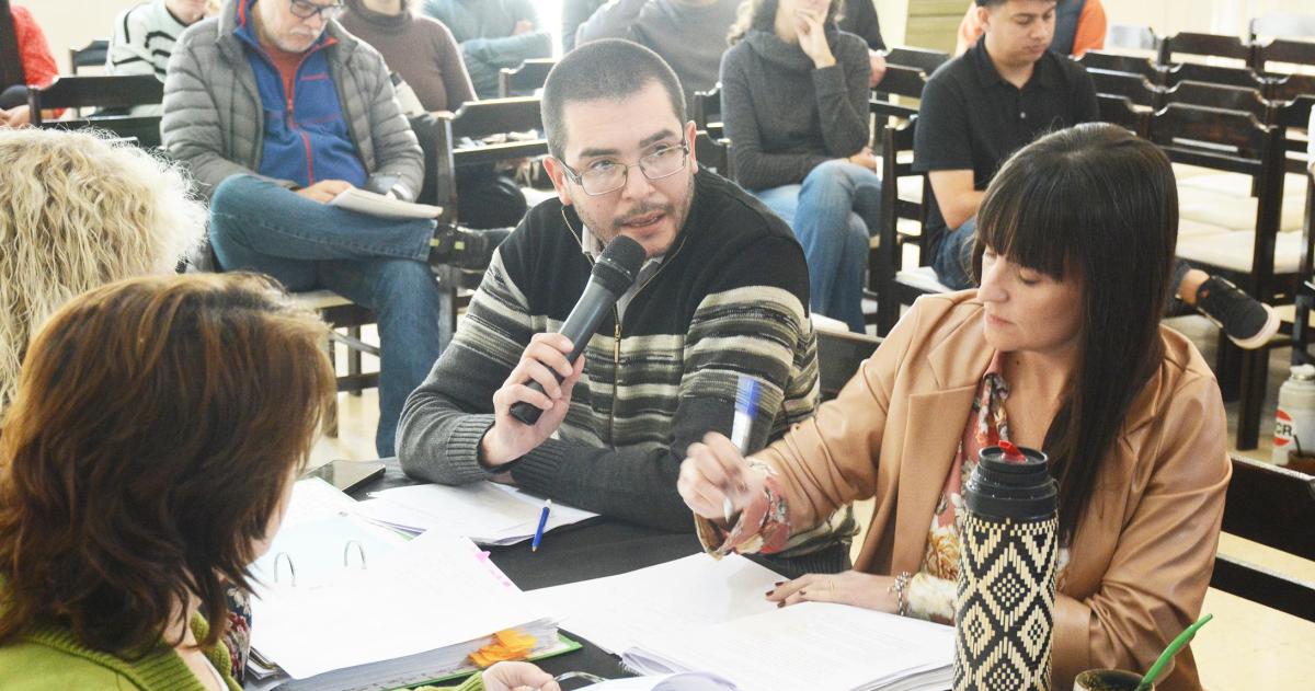 La UCR advierte- Hay que priorizar el acuiacutefero 
