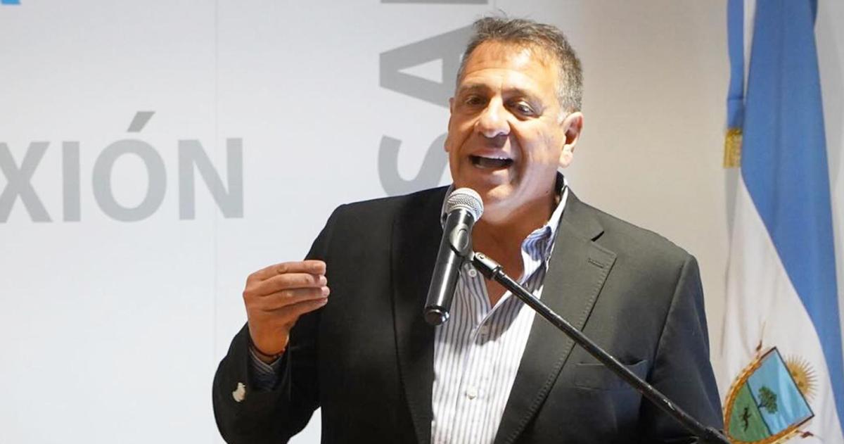 Pascual Fernaacutendez disparoacute contra Milei- Se estaacuten robando todo y no hizo un metro de ruta