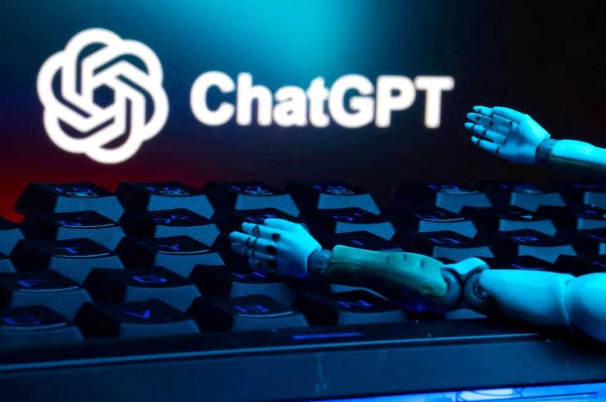 Demandan a ChatGPT por posible ayuda a un joven a quitarse la vida