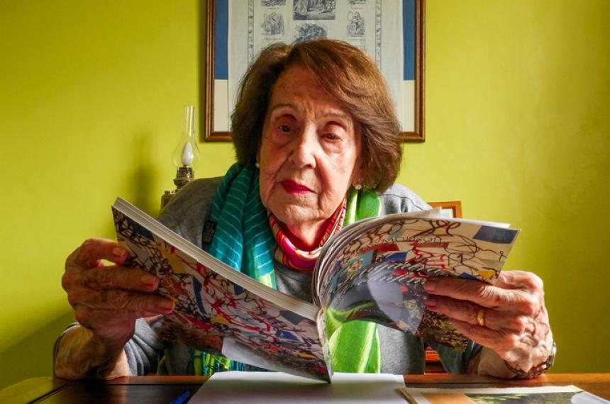 Mester de la poeta Ana Mariacutea Lasalle
