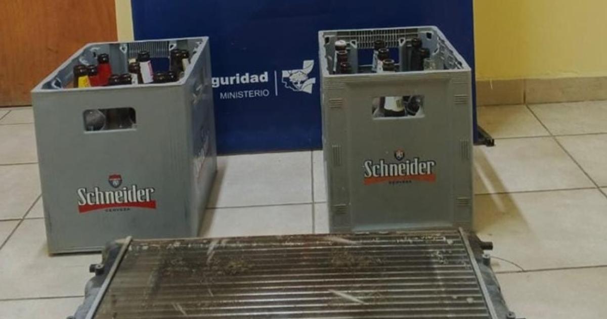 Recuperan cajones de cerveza robados y demoran al autor