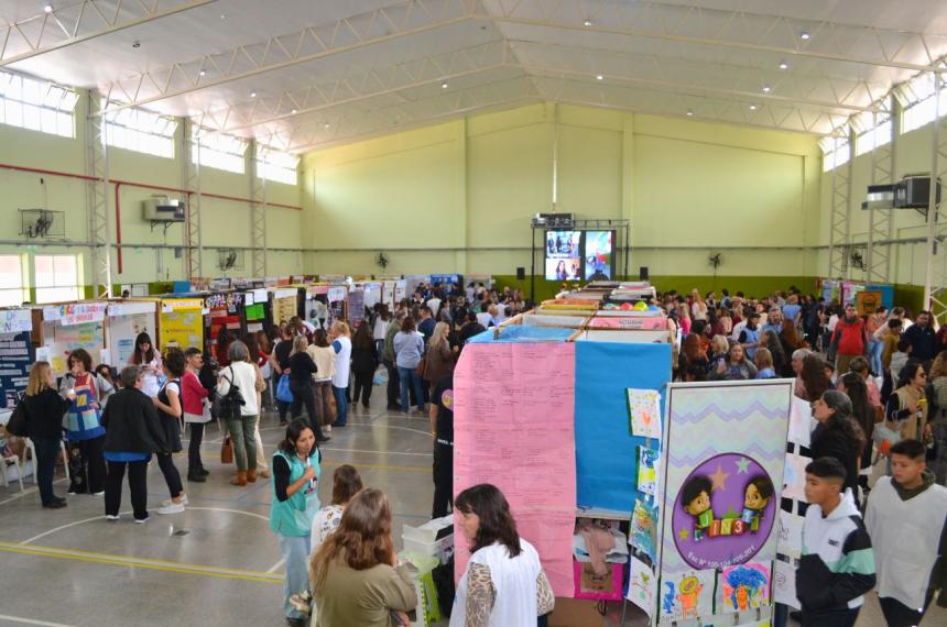 Finalizaron las Ferias Provinciales de Ciencias Arte y Tecnologiacutea 2025