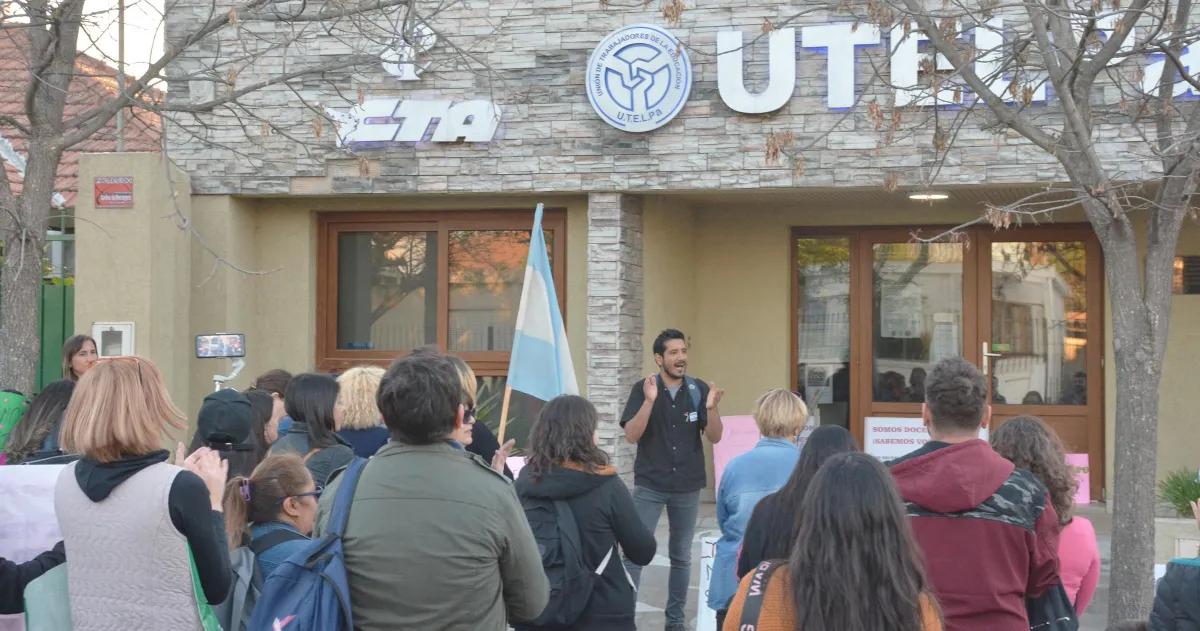Denuncian maniobras en la previa a la eleccioacuten docente de septiembre