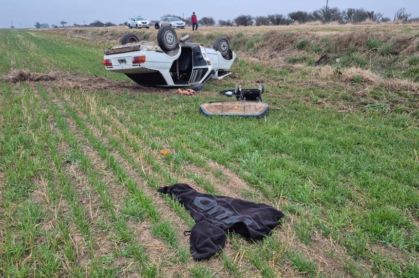 Un herido por un vuelco en la Ruta Provincial 102- el auto era robado