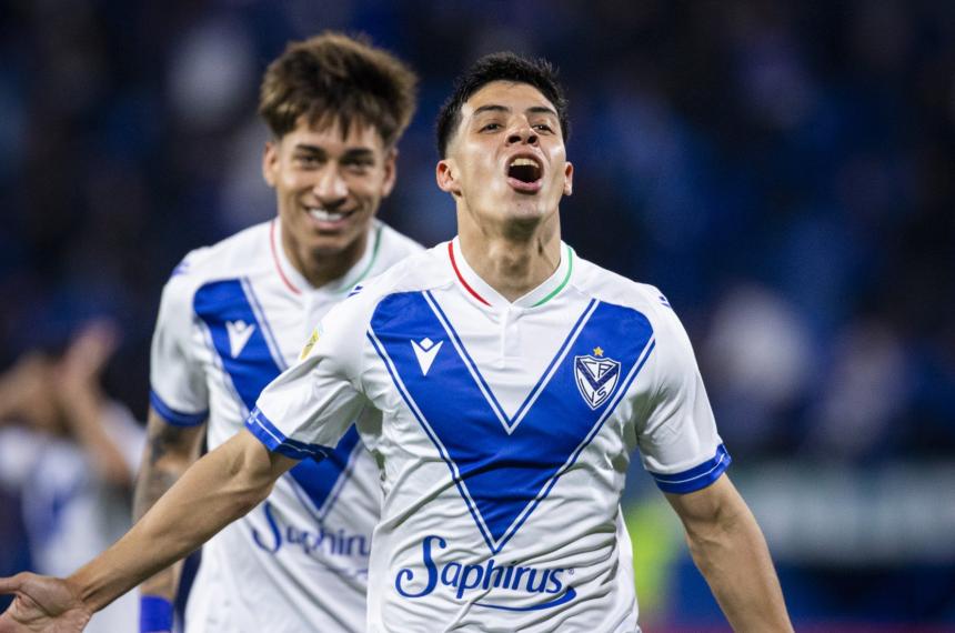 Veacutelez goleoacute a Lanuacutes y se trepoacute a lo alto de su zona