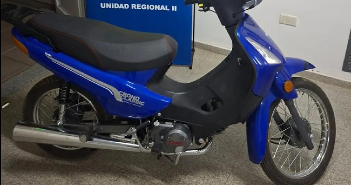 Secuestran motocicleta en Intendente Alvear por maniobras peligrosas en la viacutea puacuteblica