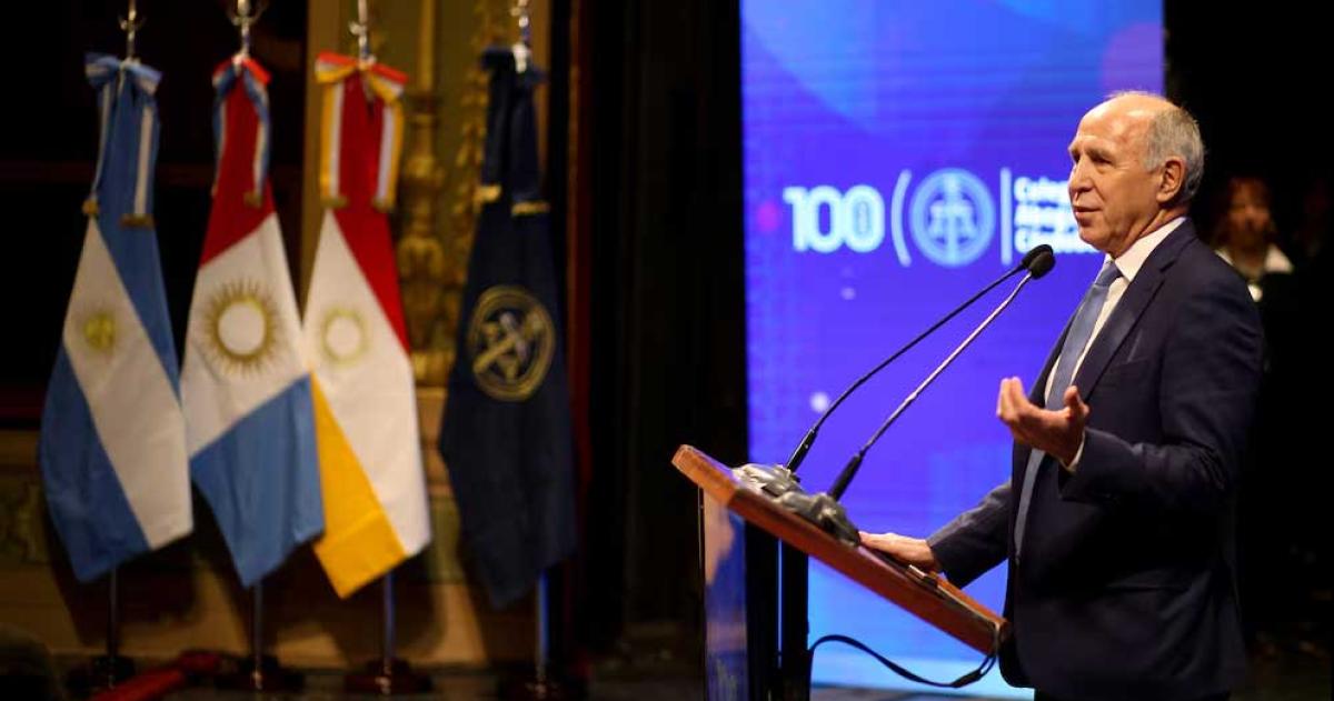 Lorenzetti- Las instituciones hablan un lenguaje del pasado