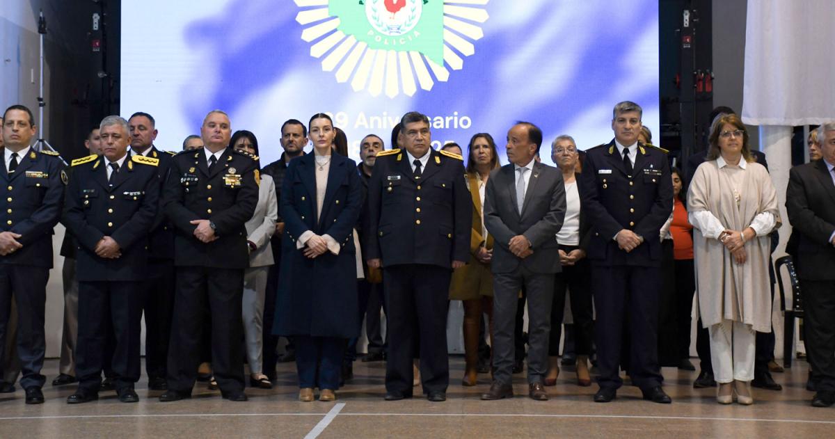 La Policiacutea de La Pampa celebroacute su 139deg aniversario