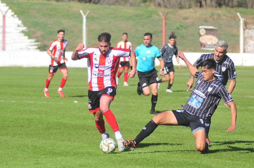Costa Brava juega en Coacuterdoba