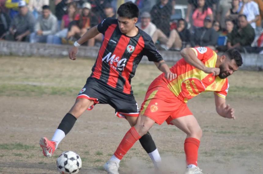Suspenden el fuacutetbol de la Liga Cultural