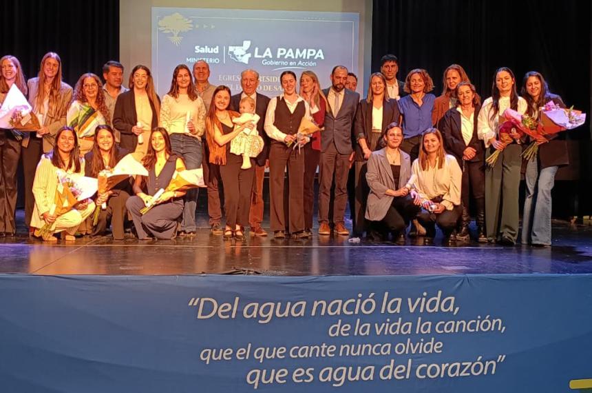Entregaron certificados a profesionales de la Salud que finalizaron su residencia