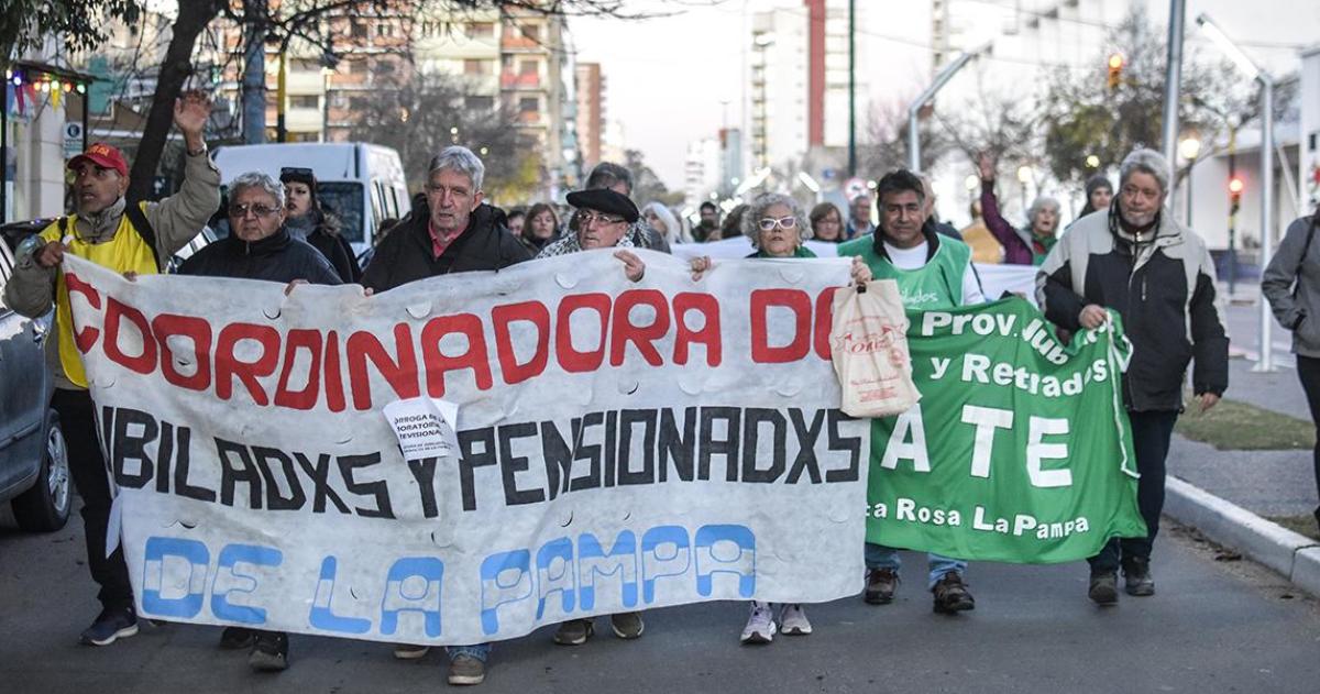 El intragable contraste entre el festival del ajuste y la Alta Coimera