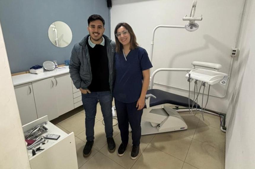 Odontologiacutea gratuita para estudiantes en Coacuterdoba