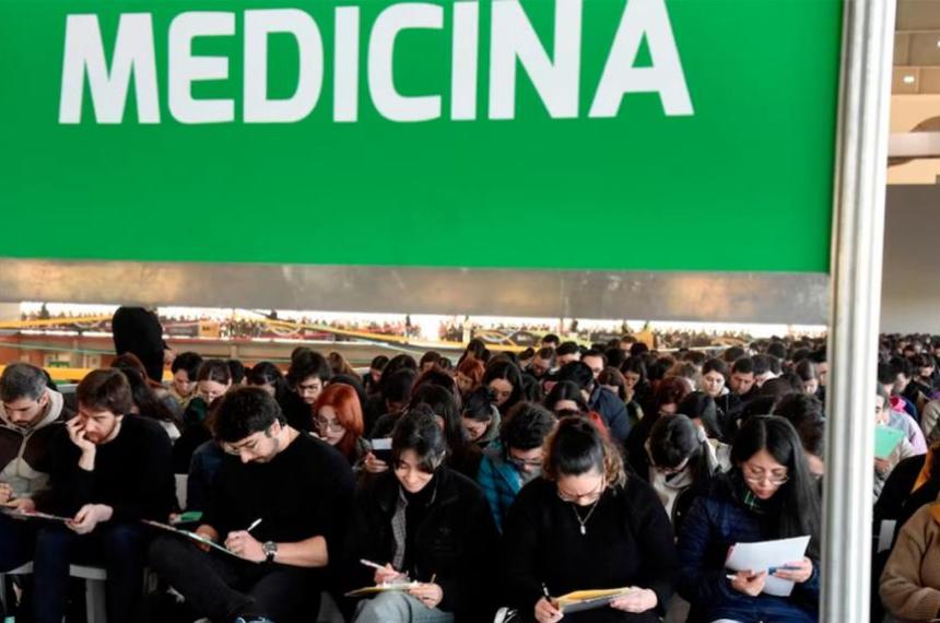 Residencias meacutedicas- se cubrioacute el 81-en-porciento- de los cargos tras la poleacutemica por la filtracioacuten del examen