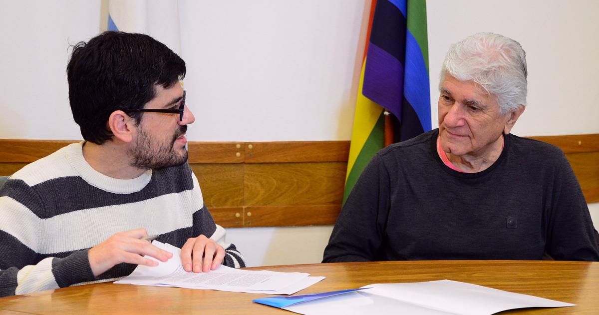 Editorial Voces anuncioacute libro de Alberto Suaacuterez