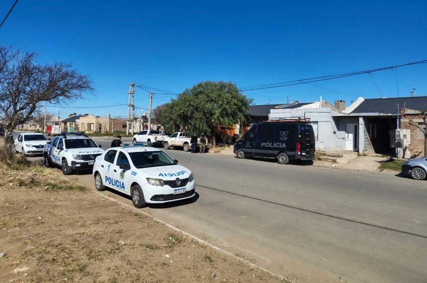 Tres detenidos por integrar una banda que asaltaba comercios