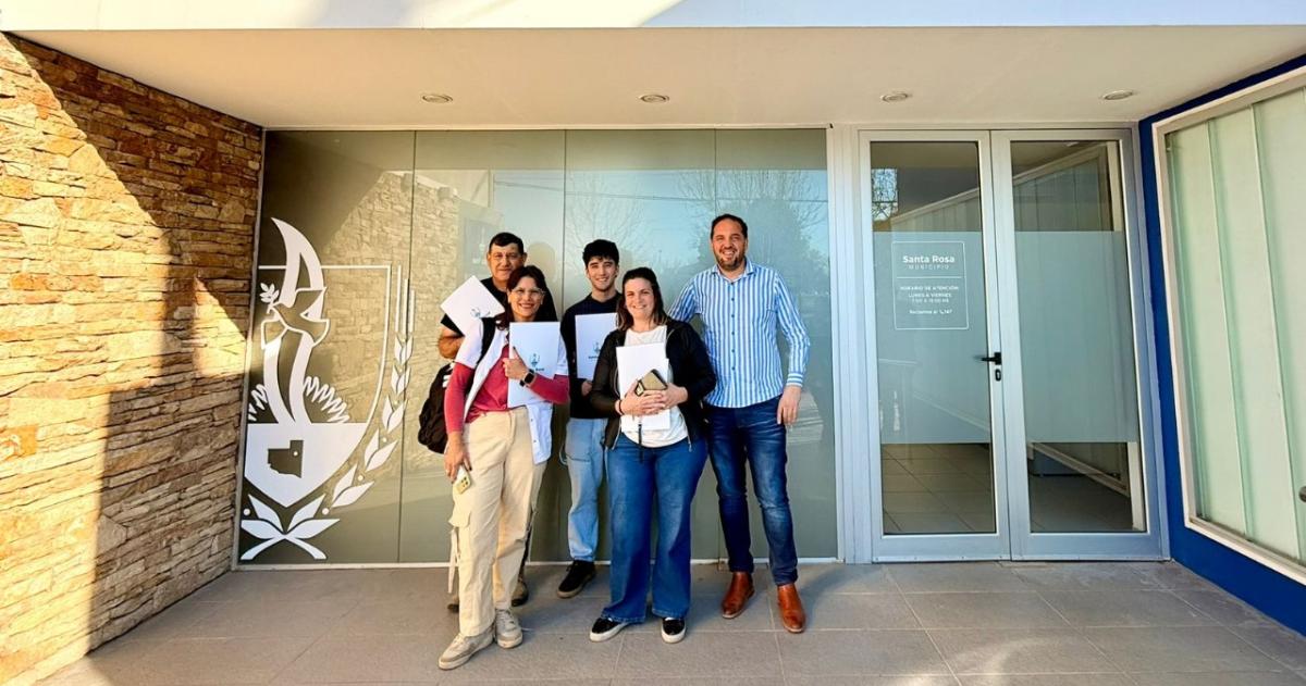 Cuatro emprendedores de Santa Rosa recibieron microcreacuteditos del programa CreAte