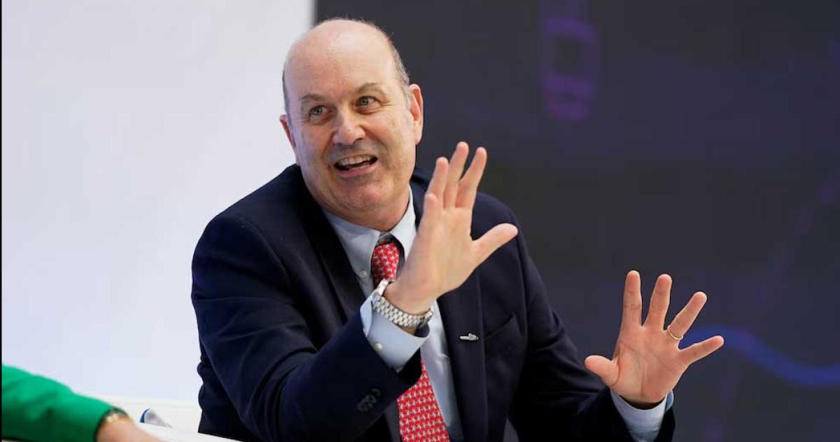 Sturzenegger volvioacute a cuestionar los aportes obligatorios a caacutemaras y gremios