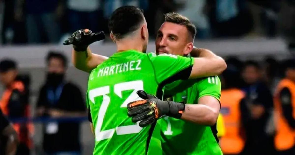 El tremendo elogio del Dibu Martiacutenez a Franco Armani- Es el mejor de la historia