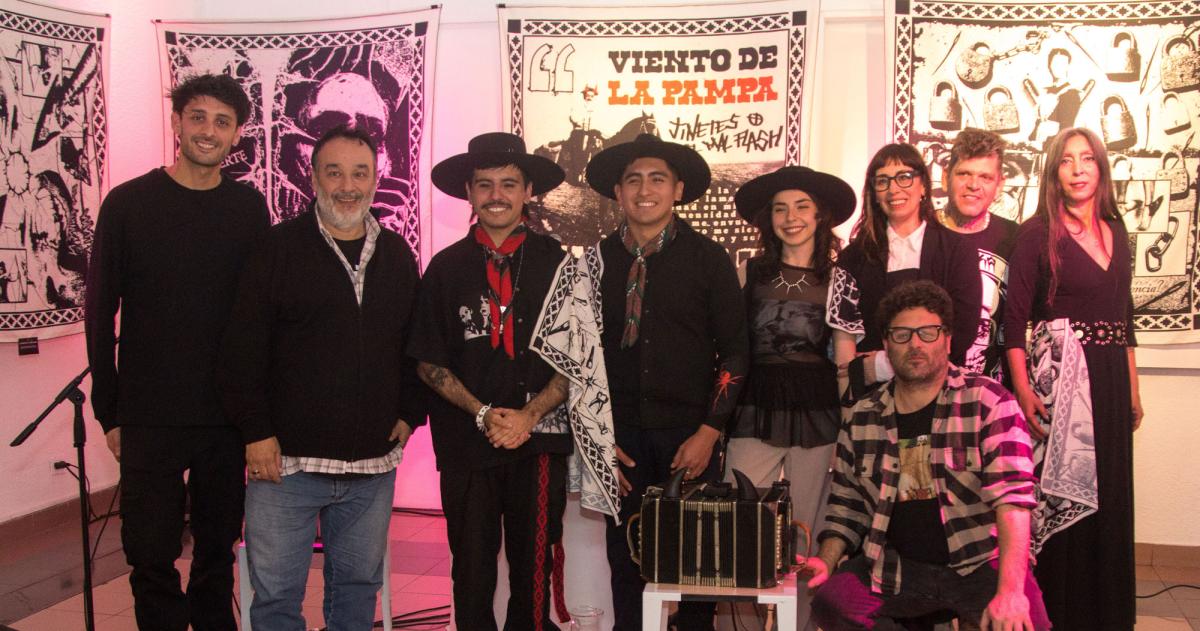 Noche de arte y chamameacute en Casa de La Pampa