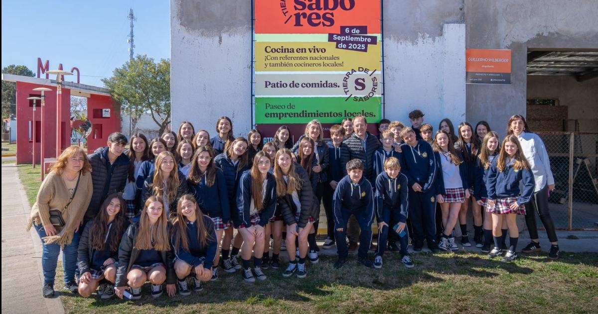 Mayoral en un encuentro de cooperativas y gastronomiacutea