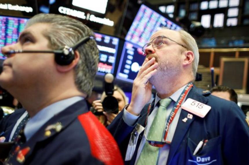 Castigo del mercado a la derrota oficialista- las acciones argentinas se desploman en Wall Street