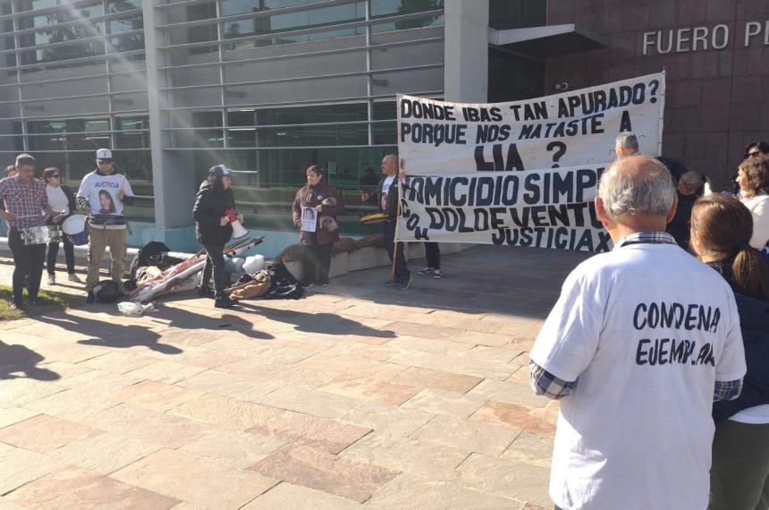 Justicia por Liacutea- familiares se movilizaron para pedir juicio y caacutercel efectiva para el acusado
