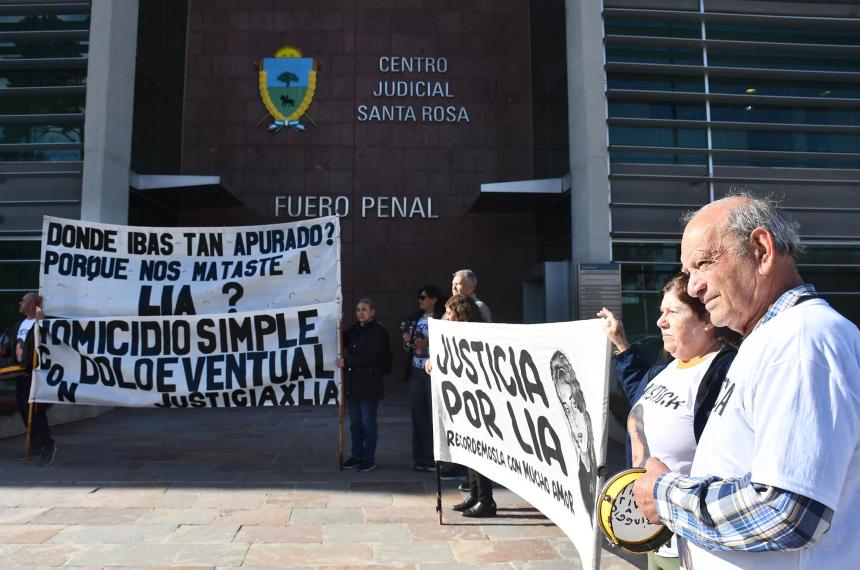 Justicia por Liacutea- familiares se movilizaron para pedir juicio y caacutercel efectiva para el acusado