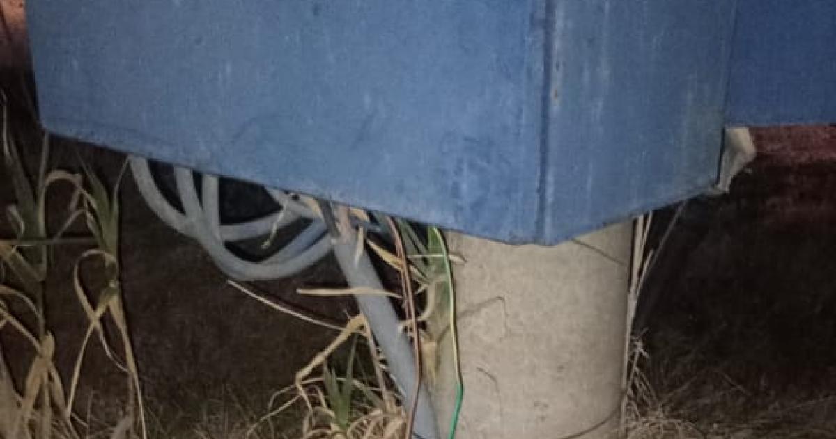 Desarticulan una conexioacuten clandestina de luz y detienen a cuatro personas