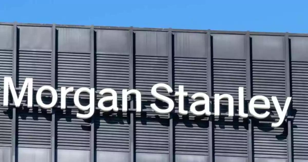 Duro golpe de Wall Street a Milei- Morgan Stanley retira su recomendacioacuten de compra de bonos tras la derrota
