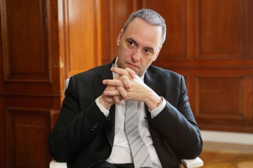 Adorni confirma veto a los ATN y admite un error poliacutetico tras la derrota bonaerense