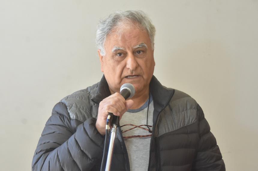 Nocetti reclama que di Naacutepoli frene el desembarco de Clariacuten- Estaacute flojo de papeles