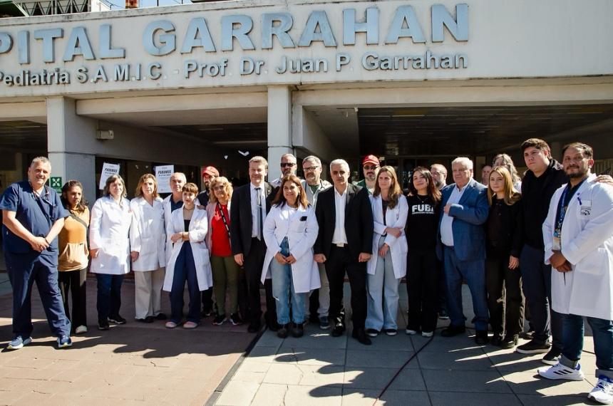 Alpa participoacute de un encuentro en el Hospital Garrahan y llamoacute a una manifestacioacuten nacional