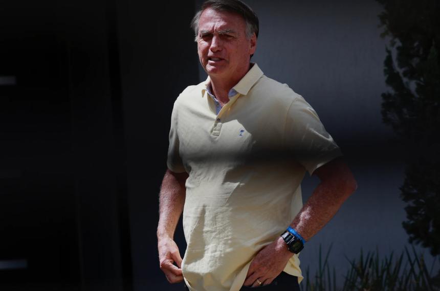 Bolsonaro fue condenado a 27 antildeos de prisioacuten por el intento de golpe de Estado