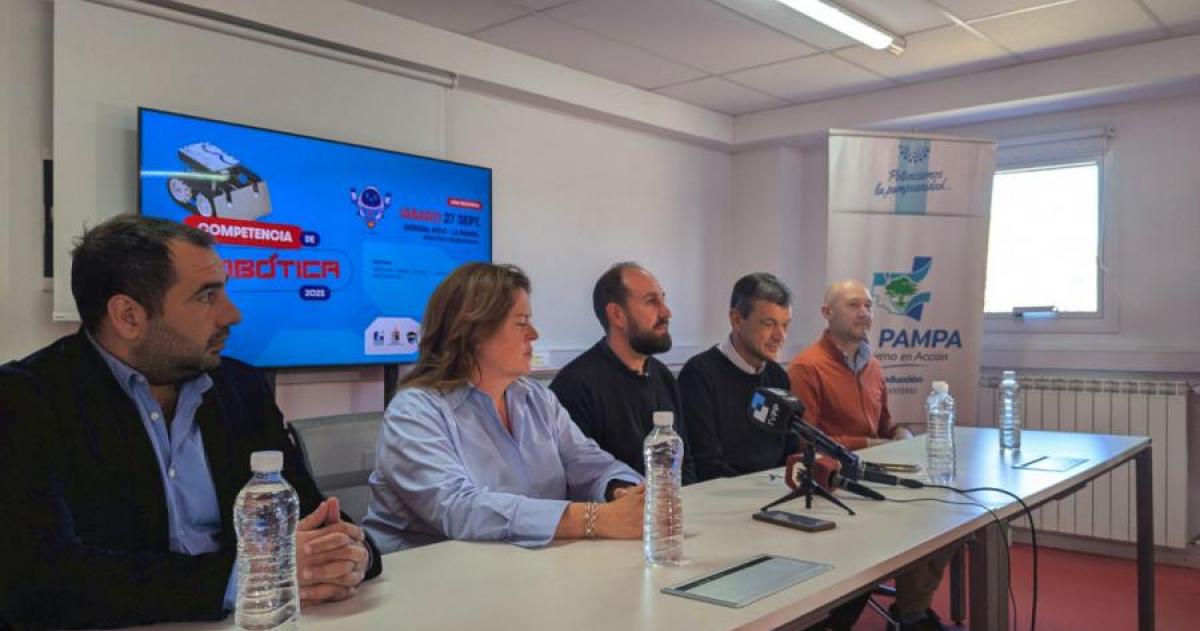 El Polo Cientiacutefico recibiraacute a la Liga Nacional de Roboacutetica