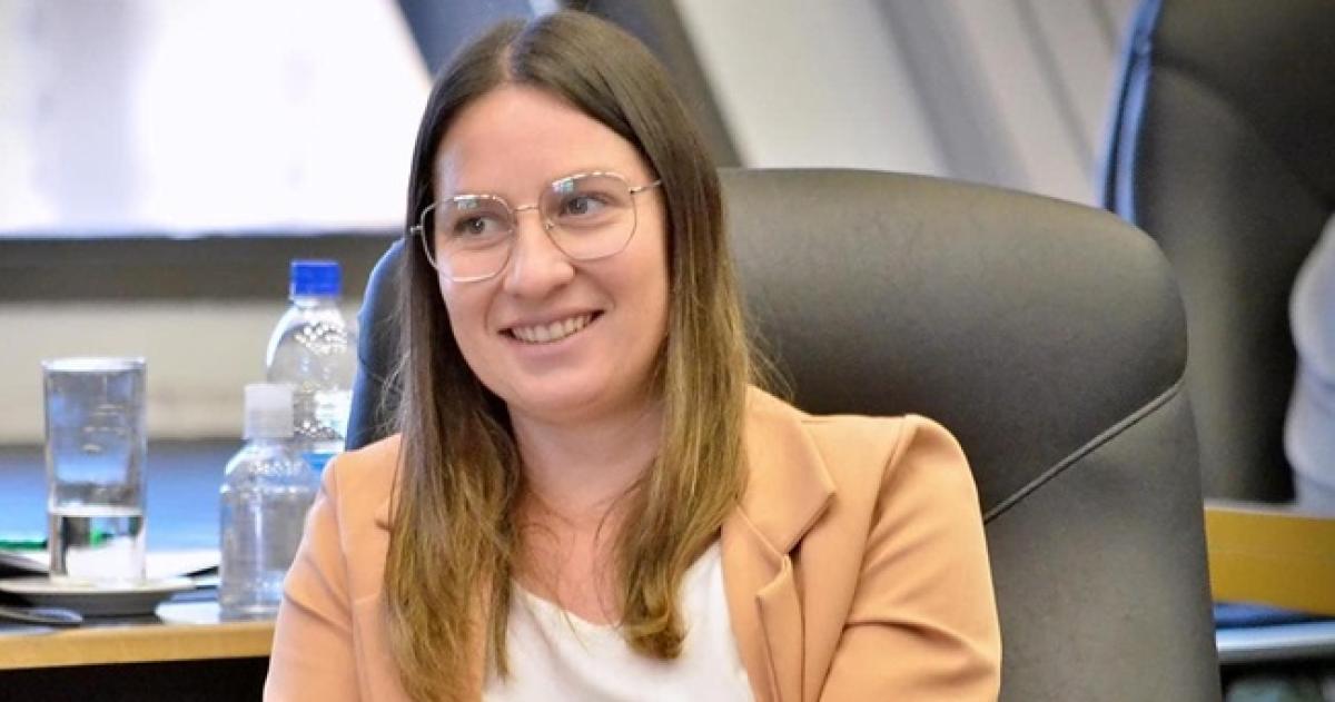 Agustina Garciacutea asumioacute definitivamente como intendenta de Alvear 
