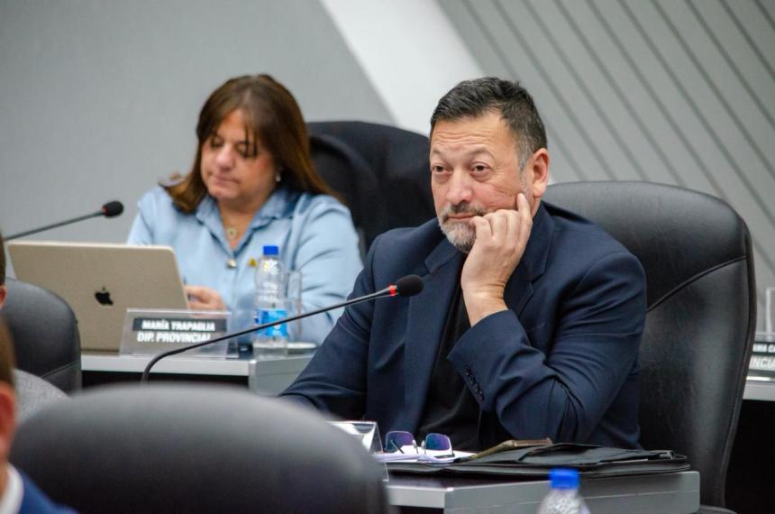 Docentes de jornada completa- convocan a la ministra