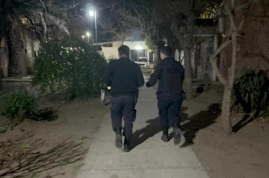 Una bala perdida hirioacute en el rostro a una nintildea de 12 Antildeos 