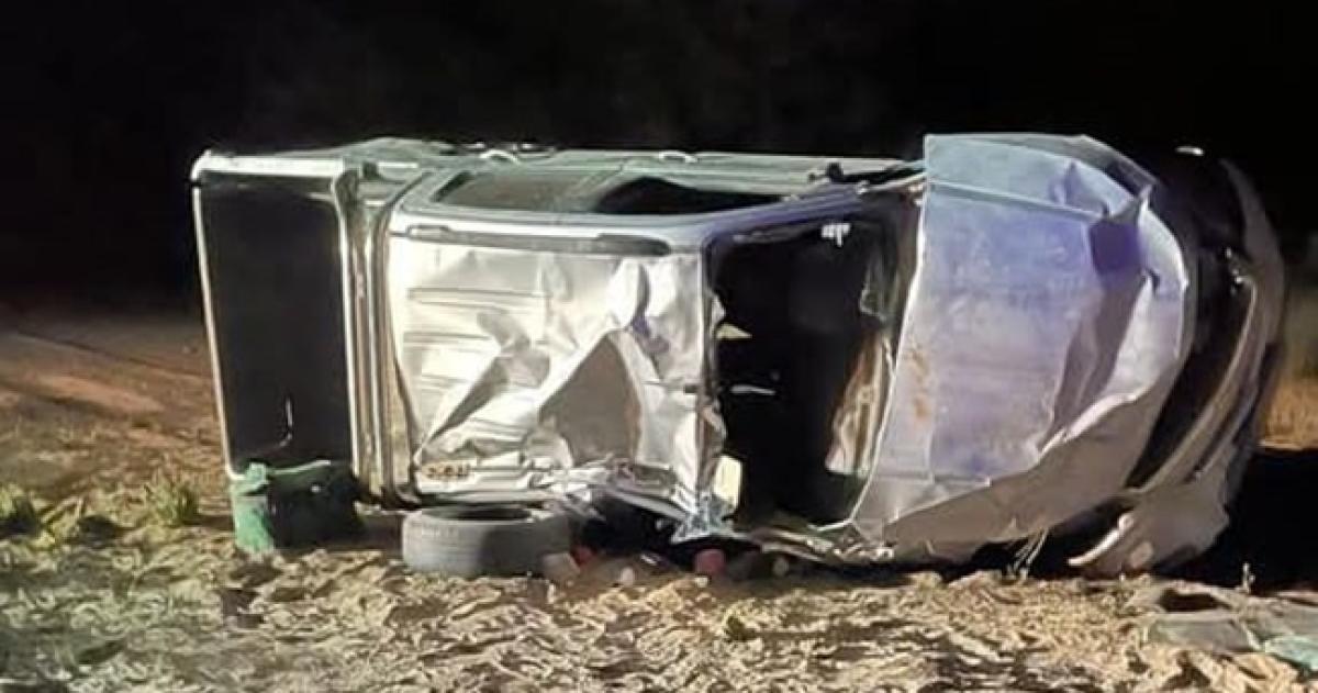 Una camioneta y un camioacuten chocaron sobre la Ruta 143