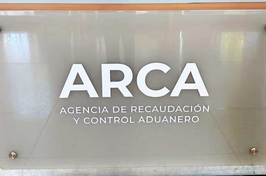La presioacuten tributaria cayoacute 43 puntos del PBI y liberoacute USD 33000 millones