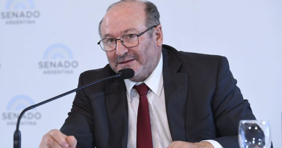 El gobierno se equivoca en esa loacutegica de todo o nada