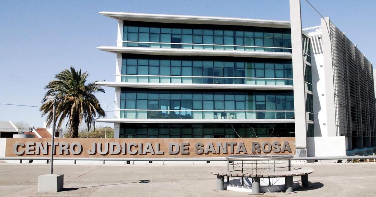 Condenan a un mes de prisioacuten a un joven por el hurto de materiales de construccioacuten