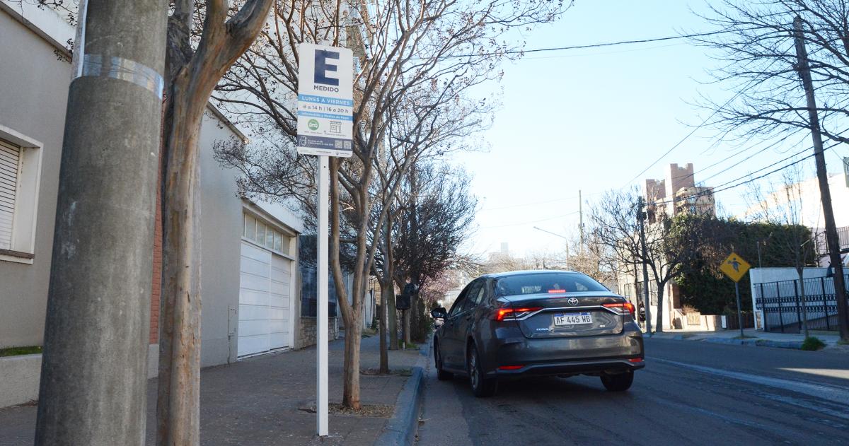 La Municipalidad analizaraacute el pedido para que frentistas no paguen estacionamiento