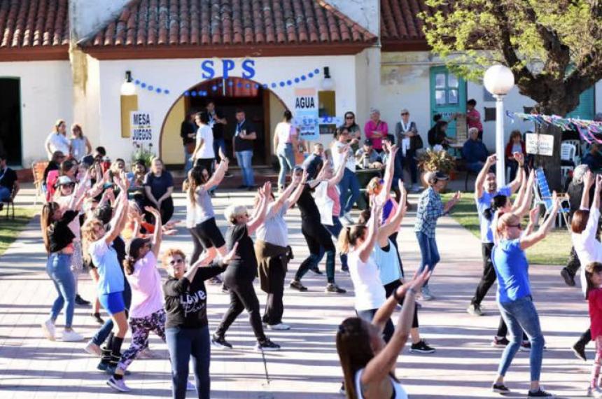 Encuentro recreativo por el Diacutea del Jubilado y la Jubilada