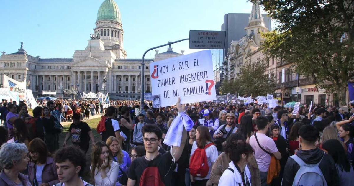 Se realiza este mieacutercoles otra Marcha Federal al Congreso contra los vetos de Milei