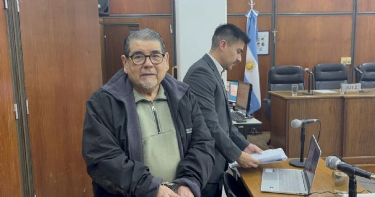 Carbonel dice que es un armado de una ex despechada