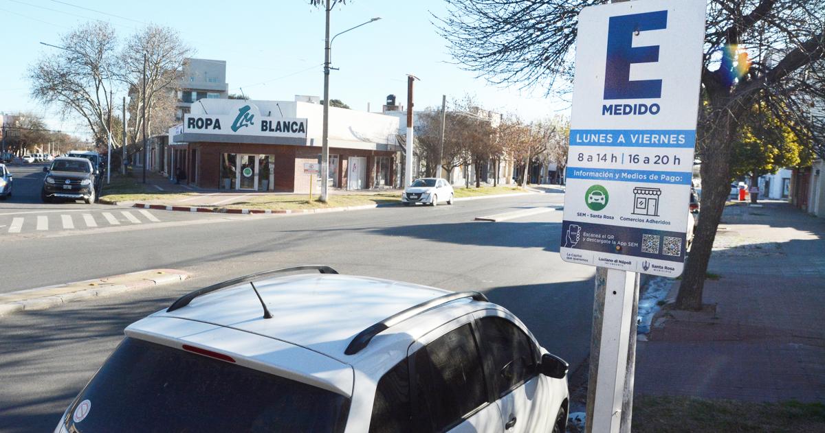 Estacionamiento medido- docentes insisten con una excepcioacuten