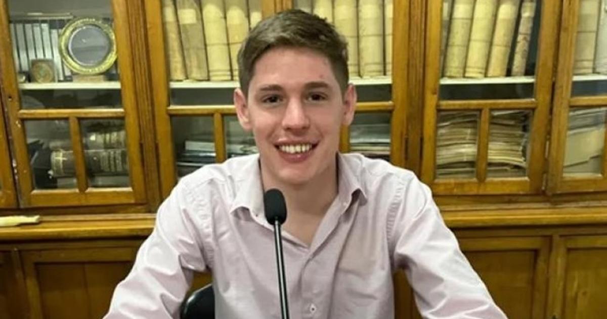Realicoacute- Concejal libertario votoacute en contra del descuento automaacutetico de cuotas de viviendas del IPAV
